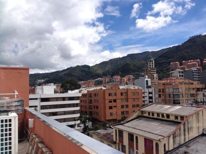Apartasuite Edificio Monir Bogota Buitenkant foto