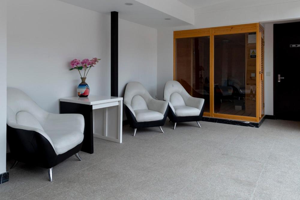 Apartasuite Edificio Monir Bogota Buitenkant foto