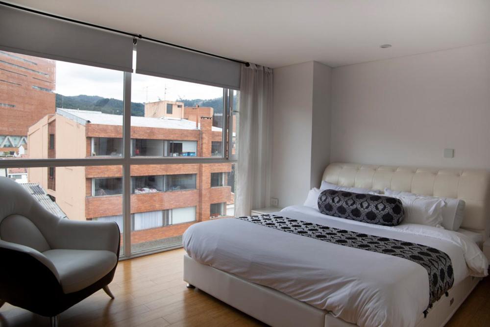 Apartasuite Edificio Monir Bogota Buitenkant foto