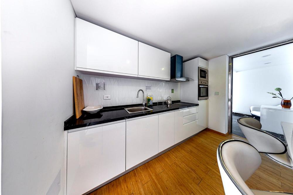 Apartasuite Edificio Monir Bogota Buitenkant foto